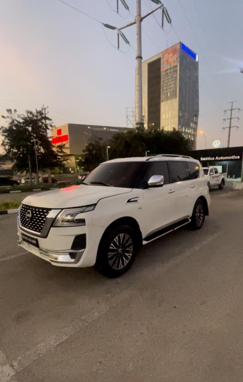 NISSAN PATROL OBAMA FULL OPTIONS SE