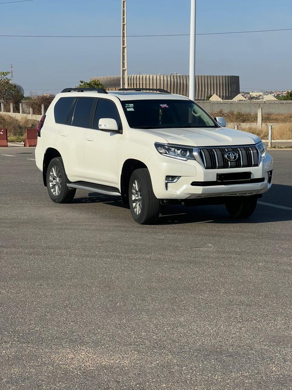 Toyota Land Cruiser Prado VX